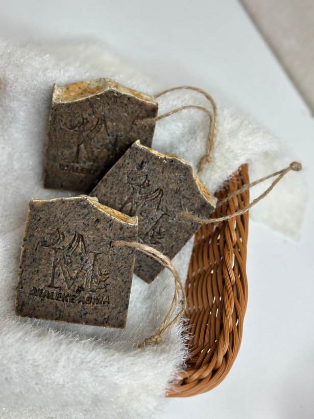 صابون دستساز اسکراب پا قهوه مناسب خشکی و ترک پا لایه بردار سلول های مردت۱۰۰ گرمی